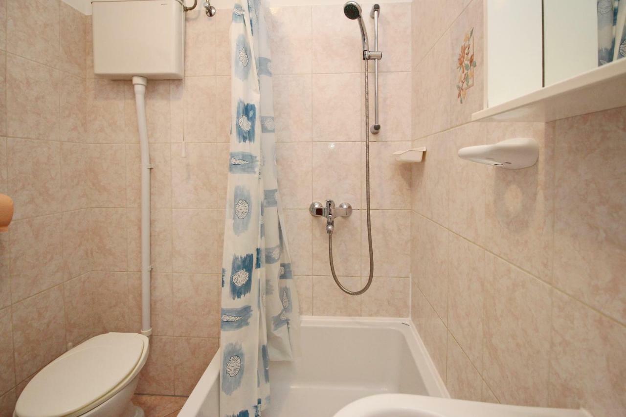 Apartments Alex Baška Habitación foto