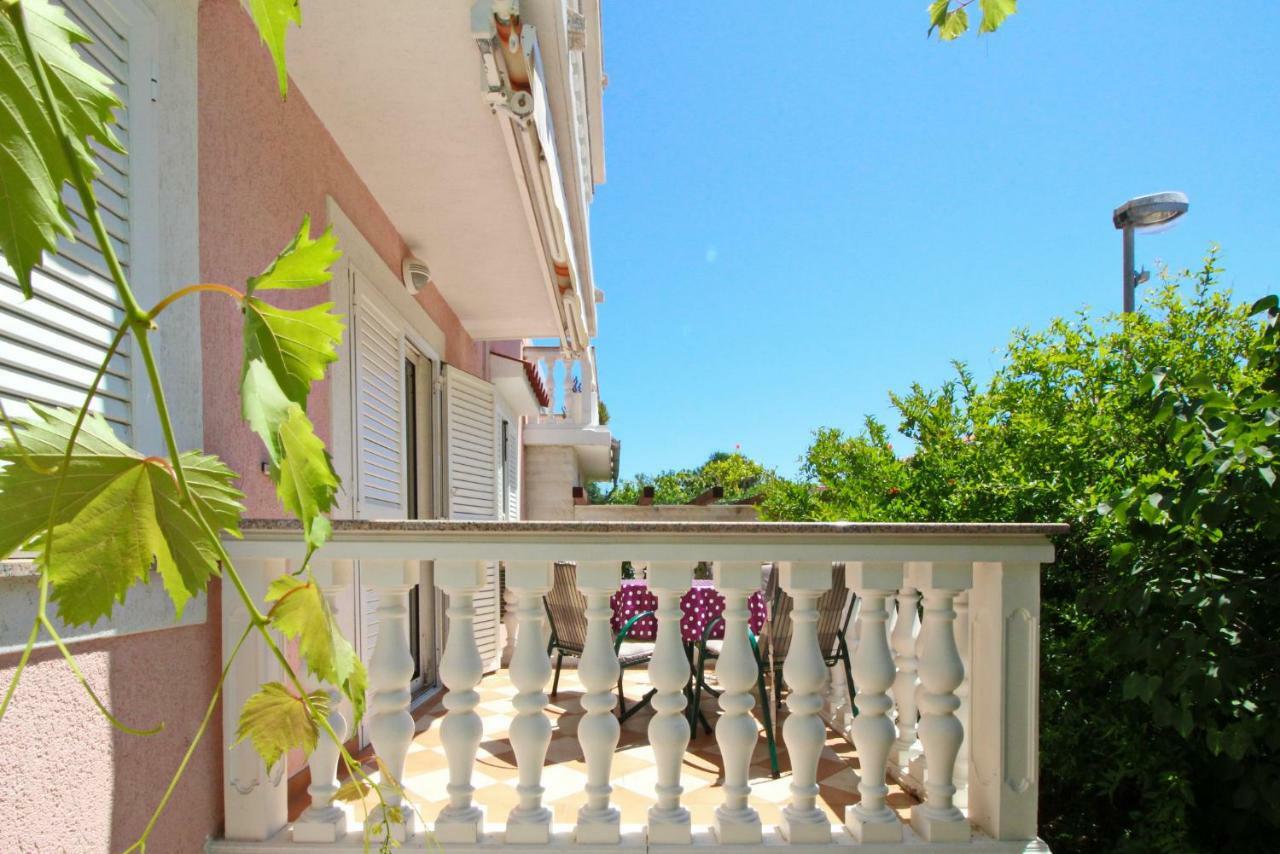 Apartments Alex Baška Exterior foto